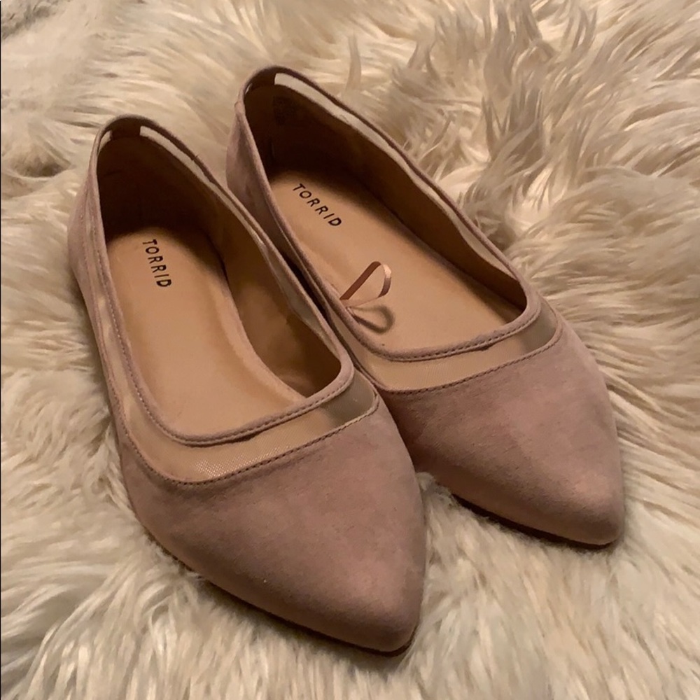 BNWOT Torrid Blush Pointed Mesh Ballet Flat